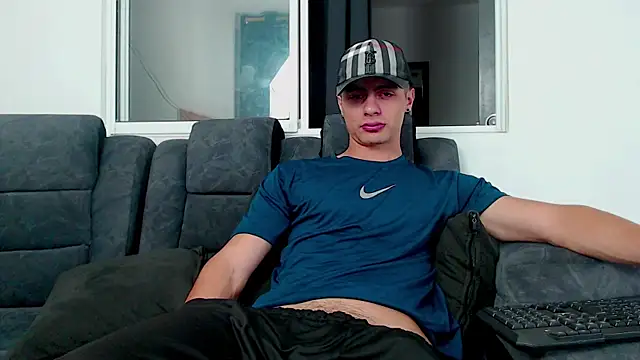 Snapshot of Stiven_CL chatting on 10/07/25, 05:37 Stiven CL online show from 10/07/25, 05:37