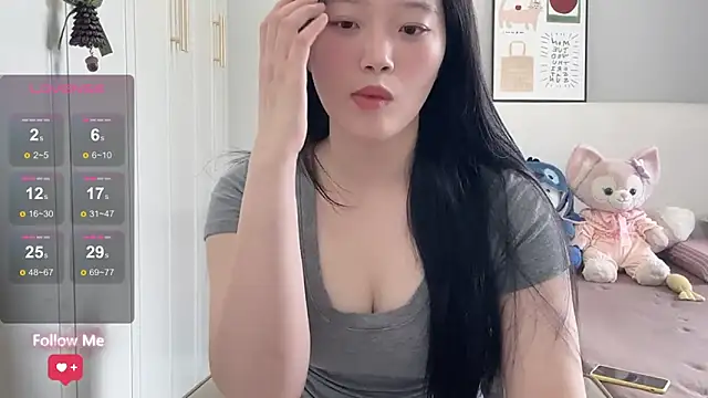 Snapshot of rose-u chatting on 05/07/26, 01:22 rose-u online show from 05/07/26, 01:22