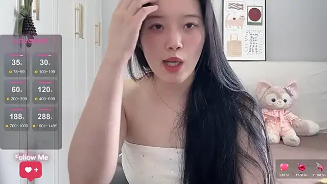 Snapshot of rose-u chatting on 05/23/26, 03:56 rose-u online show from 05/23/26, 03:56
