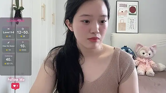 Snapshot of rose-u chatting on 06/01/26, 01:29 rose-u online show from 06/01/26, 01:29