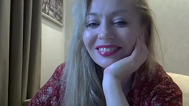 ZarinaSwift online show from 10/07/25, 04:31