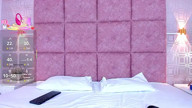 Snapshot of LiaVelez chatting on 02/14/26, 01:30 LiaVelez online show from 02/14/26, 01:30