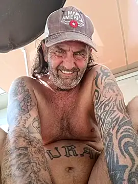 Hotbodyscottie online show from 10/09/25, 07:01