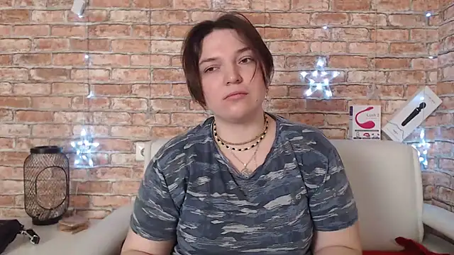 Amelia Kiss  online show from 01/19/26, 12:36