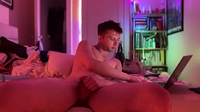 Snapshot of CupidZass chatting on 12/06/24, 09:43 CupidZass online show from 12/06/24, 09:43