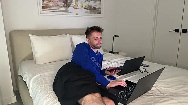 Snapshot of CupidZass chatting on 02/06/25, 12:59 CupidZass online show from 02/06/25, 12:59