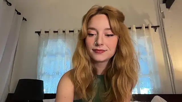 SirenaBelle online show from 04/25/26, 02:36