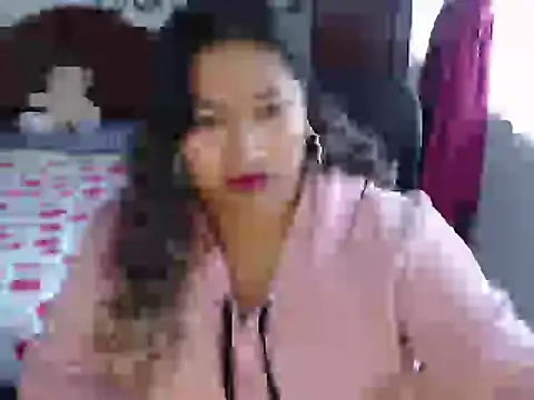 Snapshot of EmilyLove1014 chatting on 01/05/25, 09:14 EmilyLove1014 online show from 01/05/25, 09:14