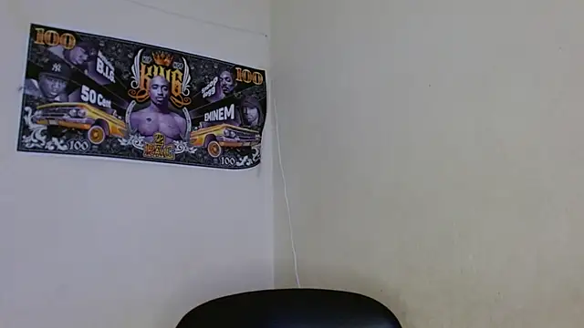 Snapshot of king__Black chatting on 09/25/25, 02:32 king Black online show from 09/25/25, 02:32