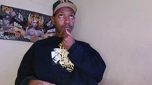 Snapshot of king__Black chatting on 10/09/25, 12:03 king Black online show from 10/09/25, 12:03