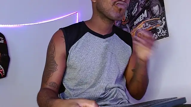 king  Black online show from 02/18/26, 05:53