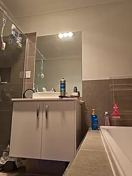 Snapshot of Pussy69Kat chatting on 12/11/24, 10:25 Pussy69Kat online show from 12/11/24, 10:25