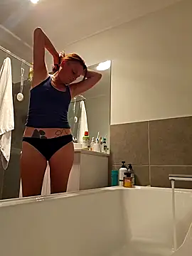 Snapshot of Pussy69Kat chatting on 01/30/25, 09:47 Pussy69Kat online show from 01/30/25, 09:47