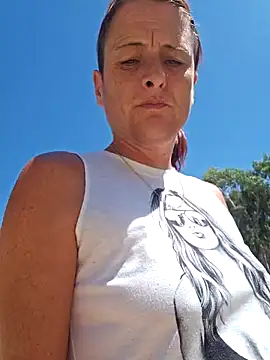 Snapshot of Pussy69Kat chatting on 02/21/25, 01:33 Pussy69Kat online show from 02/21/25, 01:33