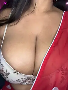 Snapshot of Playful__Princess chatting on 01/28/25, 01:39 Playful  Princess online show from 01/28/25, 01:39