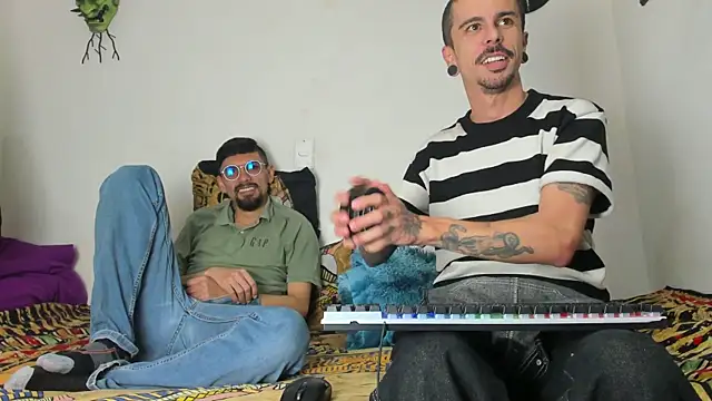 Aaron BigDickxxx online show from 03/27/26, 06:29