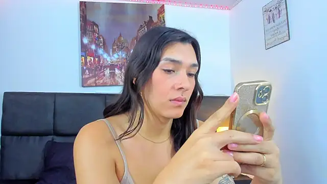 Snapshot of Camila_Coxx chatting on 01/17/25, 03:00 Camila Coxx online show from 01/17/25, 03:00