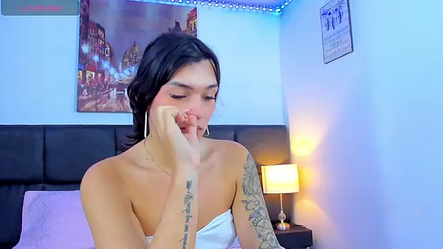 Snapshot of Camila_Coxx chatting on 02/03/25, 08:46 Camila Coxx online show from 02/03/25, 08:46