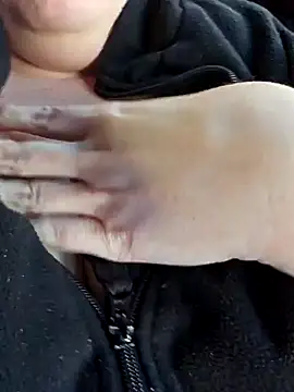 ashezjxm8698 online show from 02/01/25, 08:16