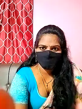 melina214 online show from 01/13/25, 04:41