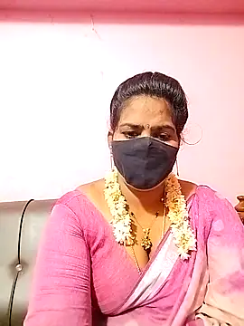 melina214 online show from 09/17/25, 03:30