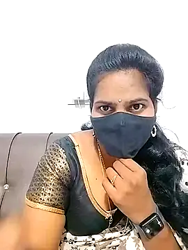 melina214 online show from 02/02/26, 03:38