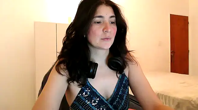 Snapshot of samantha_s69 chatting on 12/31/24, 06:13 samantha s69 online show from 12/31/24, 06:13