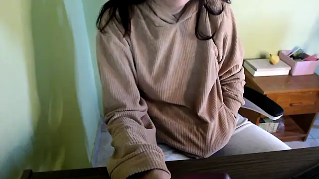 Snapshot of samantha_s69 chatting on 04/25/26, 01:41 samantha s69 online show from 04/25/26, 01:41