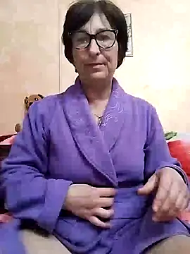 Snapshot of passione503 chatting on 01/27/25, 04:54 passione503 online show from 01/27/25, 04:54