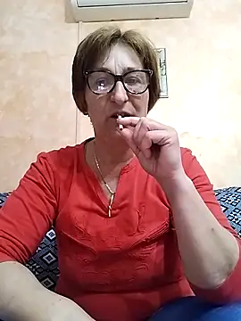 Snapshot of passione503 chatting on 02/19/25, 12:11 passione503 online show from 02/19/25, 12:11