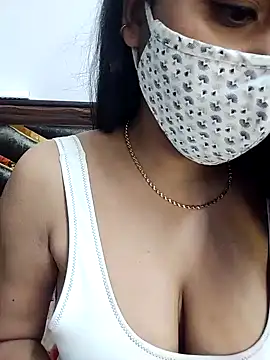 Snapshot of Gloie4u chatting on 02/04/25, 03:57 Gloie4u online show from 02/04/25, 03:57