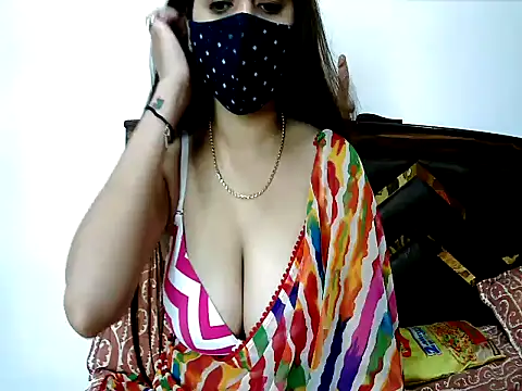 Gloie4u online show from 05/12/26, 10:23