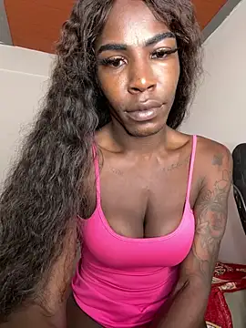 Richchocolatesweet  online show from 01/05/26, 09:18