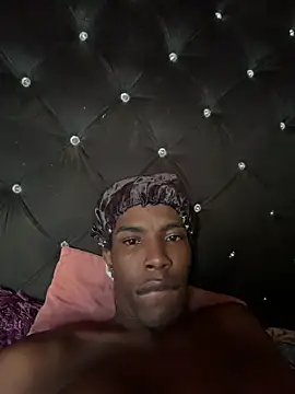 Richchocolatesweet  online show from 05/31/26, 09:38