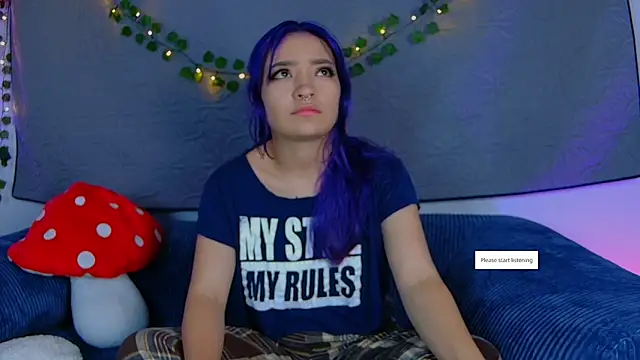 Snapshot of vayolett01_dakotta chatting on 10/28/25, 05:22 vayolett01 dakotta online show from 10/28/25, 05:22