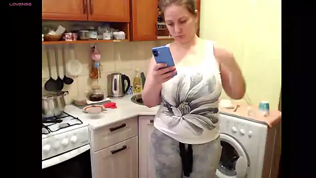 Sakura Green online show from 03/11/25, 02:40