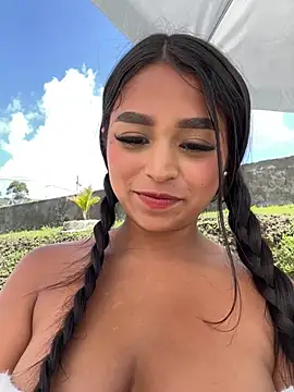 Juli Walker online show from 12/05/24, 03:50