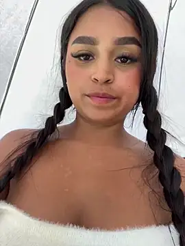 Juli Walker online show from 12/05/24, 06:55