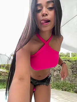 Juli Walker online show from 01/22/25, 02:14