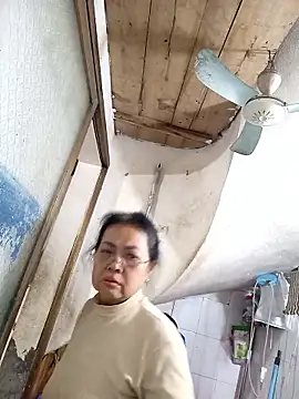 Hotestlove online show from 01/16/26, 10:41