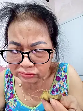 Hotestlove online show from 03/28/26, 09:09