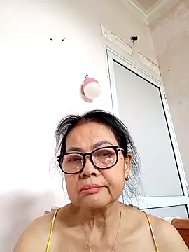 Hotestlove online show from 04/11/26, 06:51