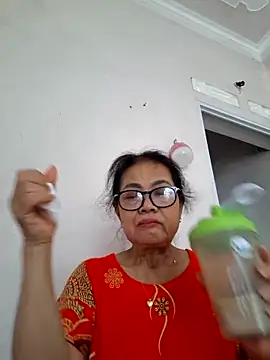 Hotestlove online show from 05/24/26, 12:04