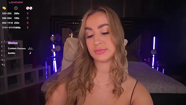 LiaBrazzerr online show from 01/21/25, 07:47