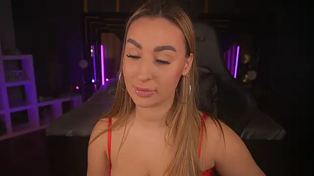 LiaBrazzerr online show from 03/22/25, 04:04