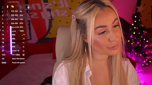 LiaBrazzerr online show from 01/11/26, 01:49