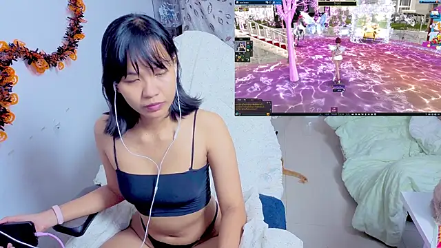 Snapshot of Kana_G chatting on 10/25/25, 06:24 Kana G online show from 10/25/25, 06:24