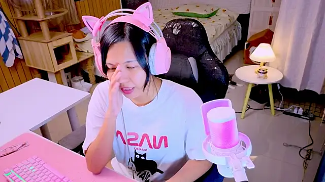 Kana G online show from 04/04/26, 02:25