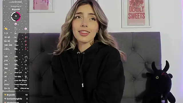 IsadoraGalle  online show from 02/17/26, 07:09