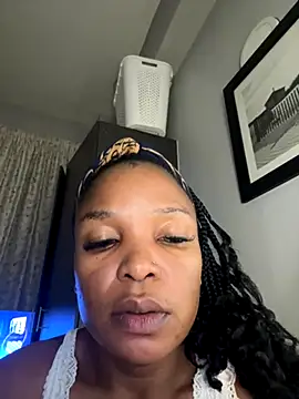 slimcateee online show from 10/22/25, 07:02